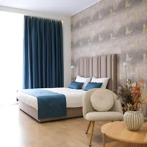 Hotel Golden , ***