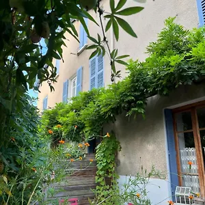 https://clos-st-joseph.hotels-rhonealpes.com